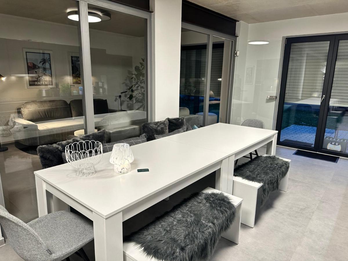 Luxurioeses Apartment Direkt Am Kanal 125 M² - Youpartments Munster  Bagian luar foto